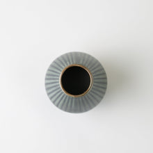 Load image into Gallery viewer, Forest Green Chasen Stand