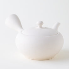 Load image into Gallery viewer, Gofun-iro Kyusu