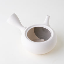 Load image into Gallery viewer, Gofun-iro Kyusu