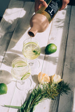 Load image into Gallery viewer, Cold Brew Tea Wine Bottle