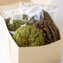 Load image into Gallery viewer, Premium Green Tea Cookie Set
