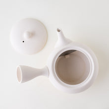 Load image into Gallery viewer, Gofun-iro Kyusu
